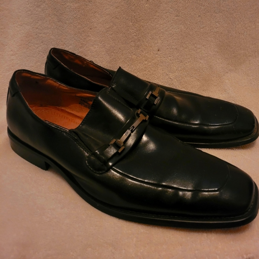 Mens dress shoes